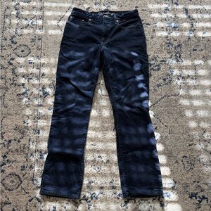 Eddie Bauer Men’s Straight Leg Jeans